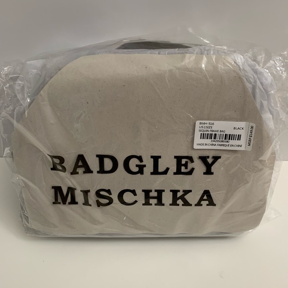 6X “HOST PICK” Badgley Mischka Sequin Convertible Clutch - Picture 4 of 13